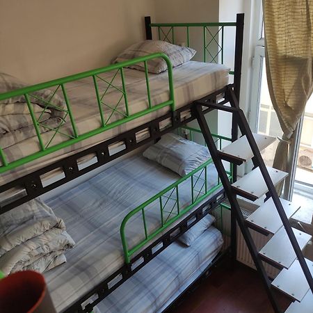 Galata West Hostel Istanbul Bagian luar foto