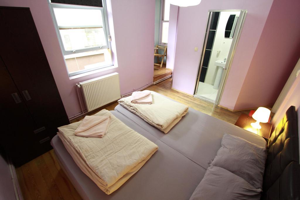 Galata West Hostel Istanbul Ruang foto