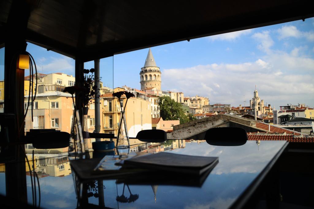 Galata West Hostel Istanbul Bagian luar foto